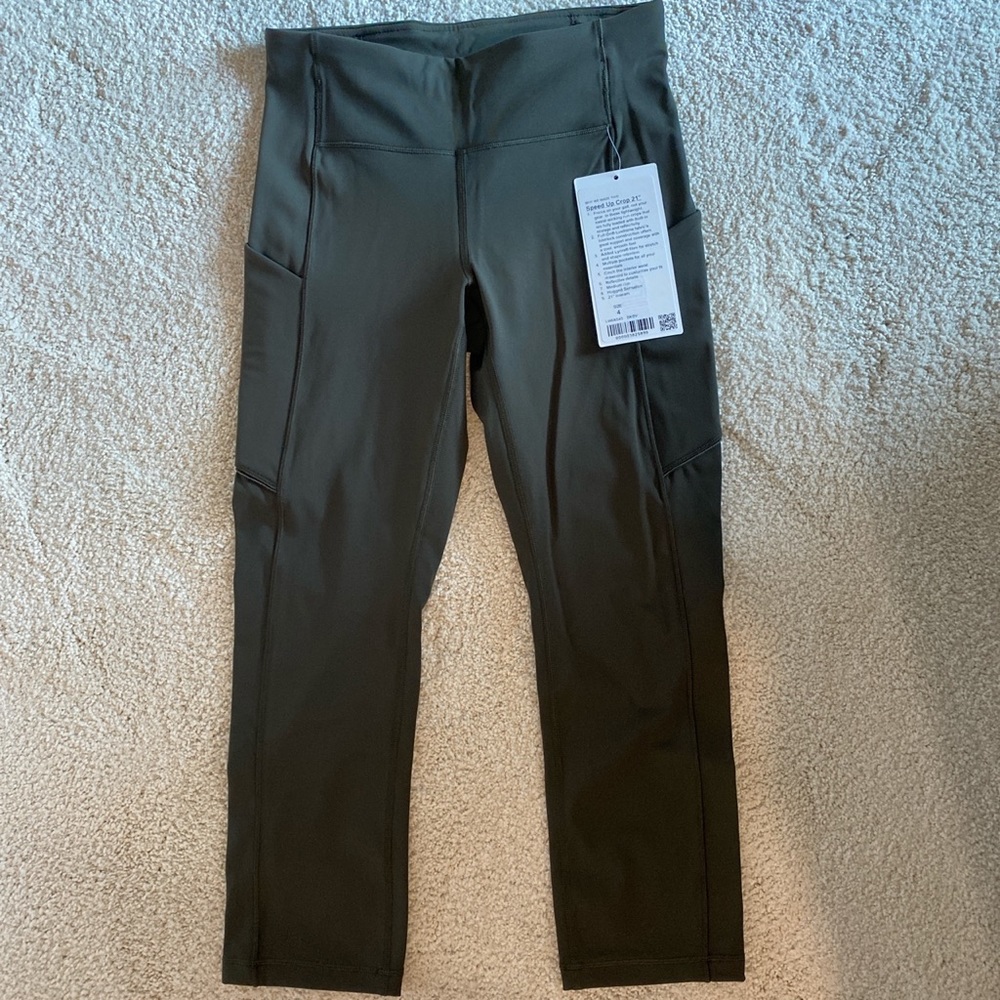 Lululemon speed up crop